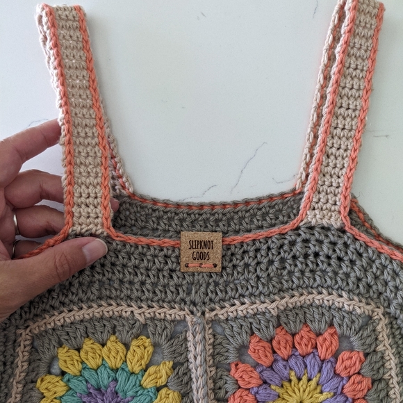 🌼 Handmade Crochet Top 🌼 - Picture 3 of 10